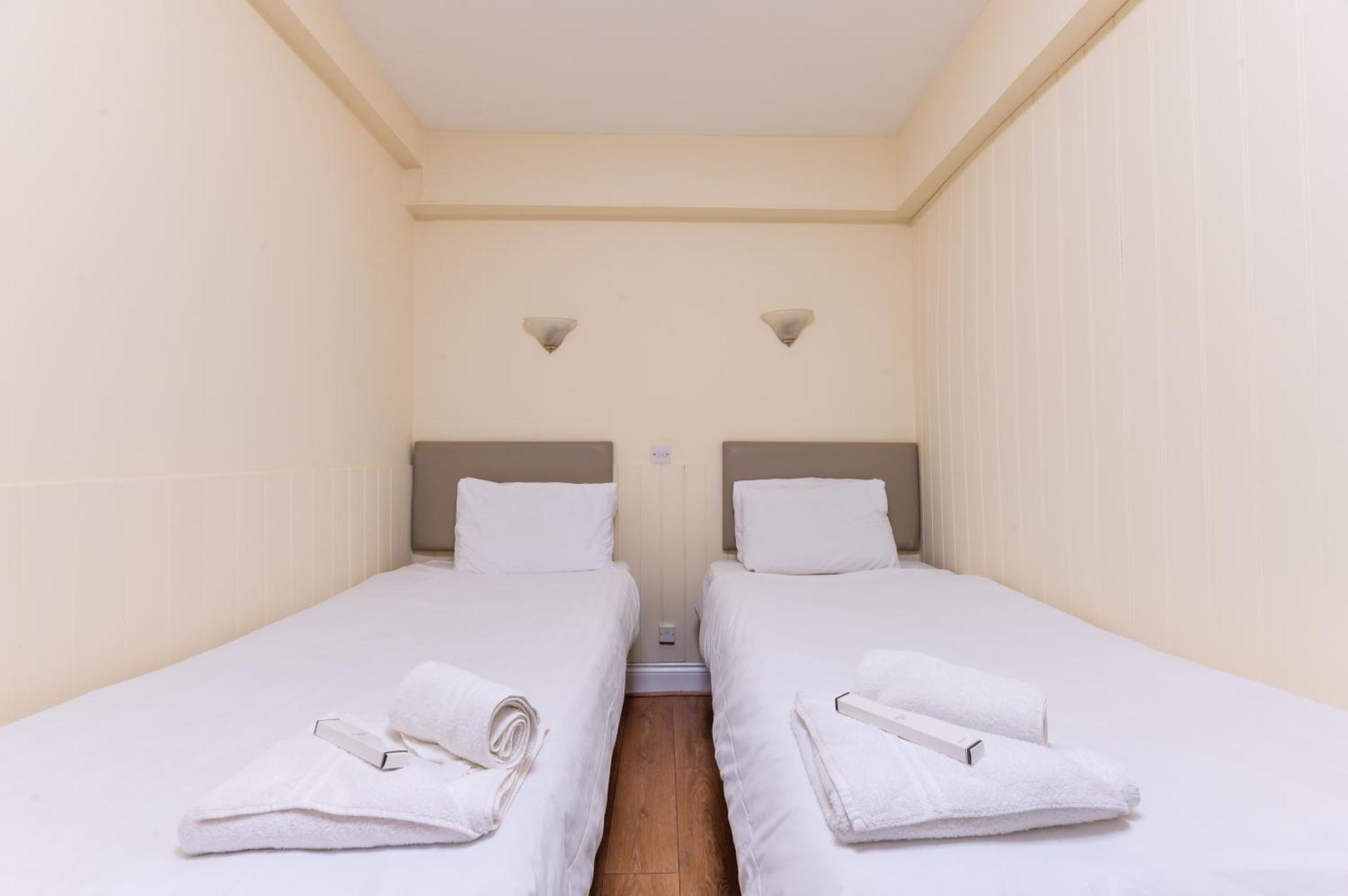 Guest house Astoria