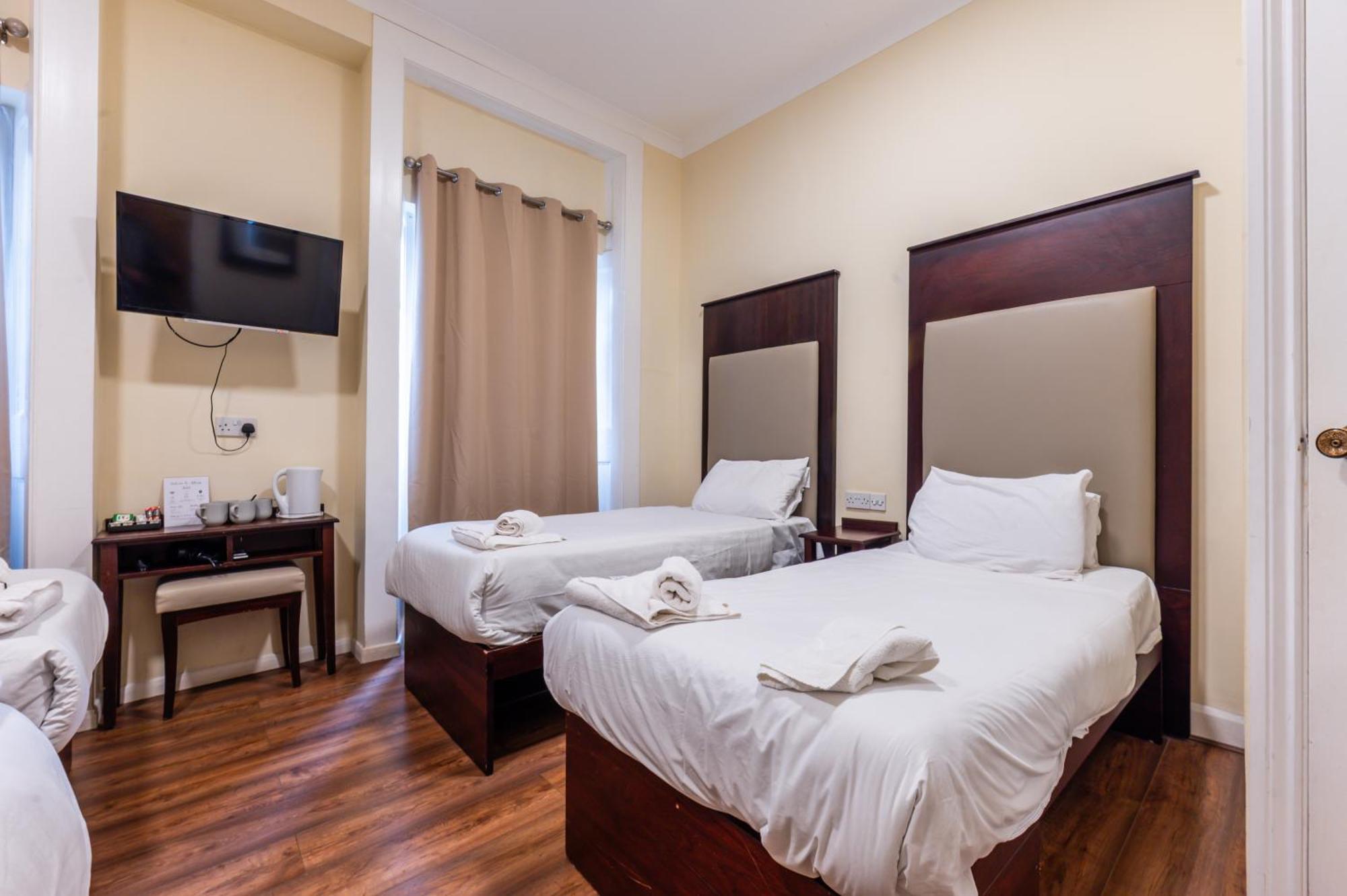 Guest house Astoria London