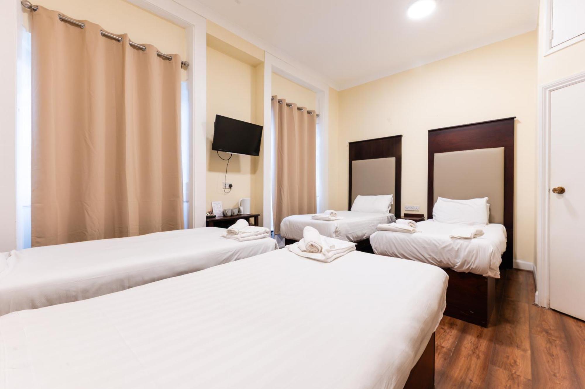 Guest house Astoria London