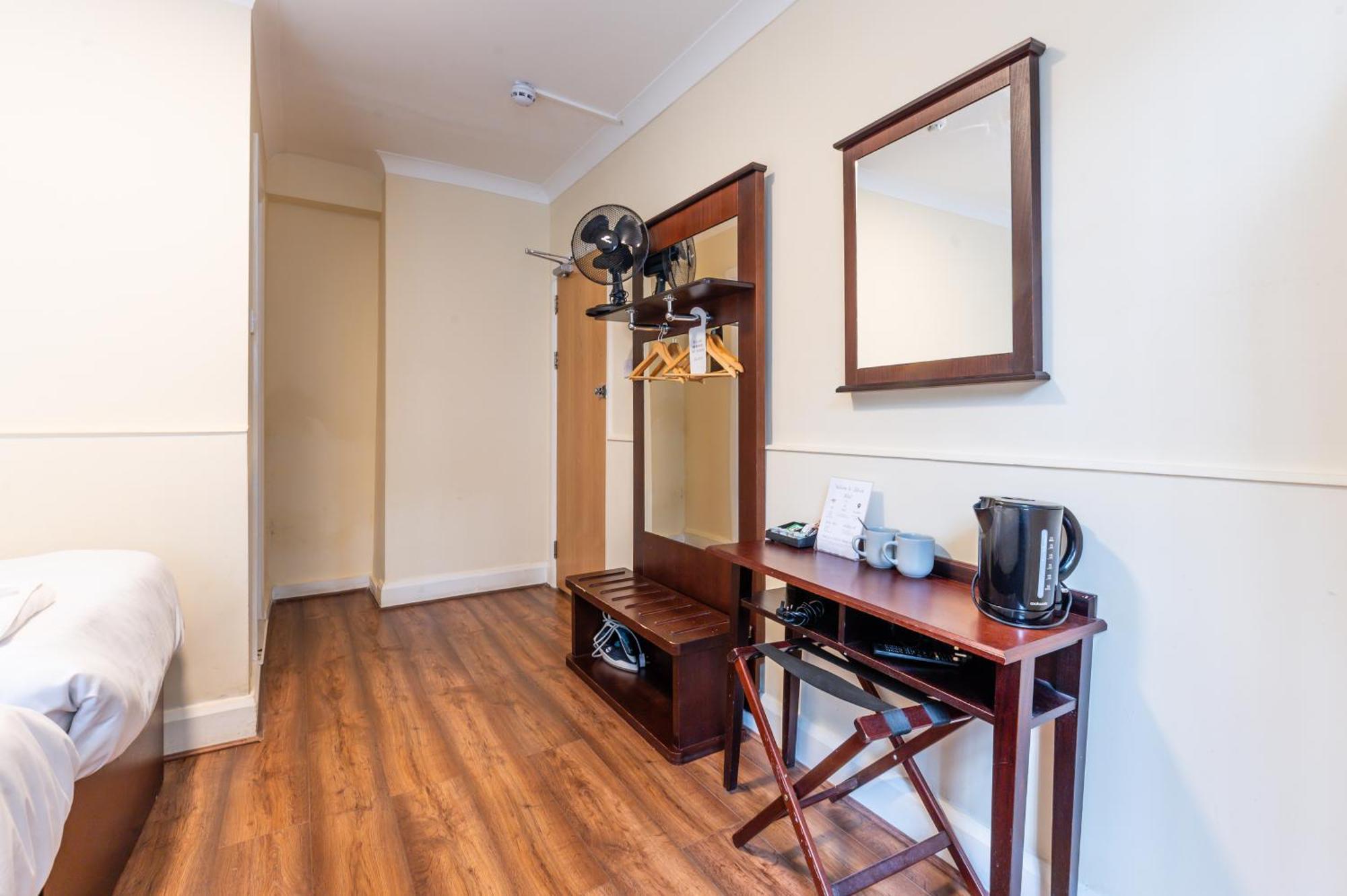 Guest house Astoria 3*
